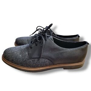 CLARKS women’s Oxford shoes size US 10 NWOT